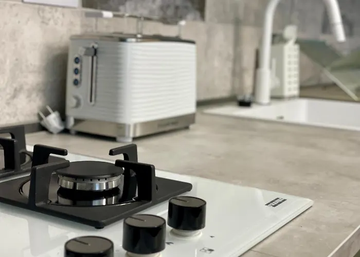 Апартаменти No 506 Lebada