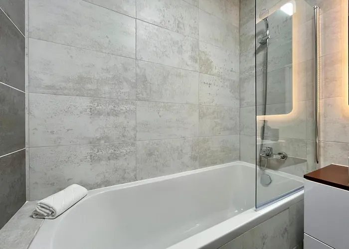 Апартаменти No 506 Lebada